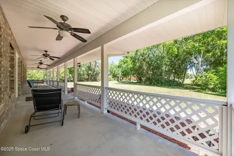 5220 Mar-lin Woods Lane Mims FL 32754