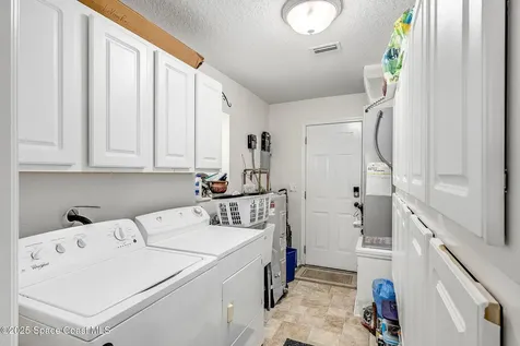 5220 Mar-lin Woods Lane Mims FL 32754