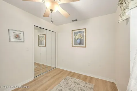 5220 Mar-lin Woods Lane Mims FL 32754