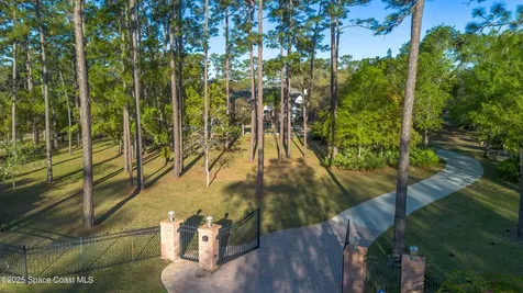 3840 Lake Drawdy Drive Orlando FL 32820