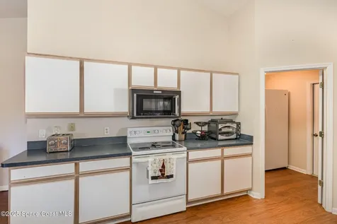 366 Alberca Street NW Palm Bay FL 32907