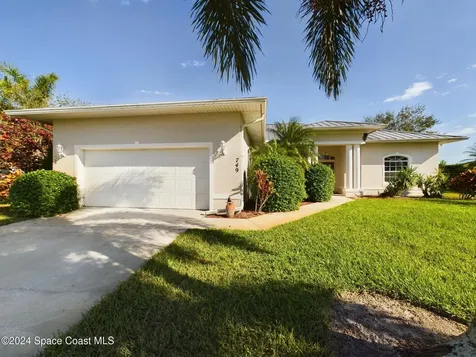 749 S Easy Street Sebastian FL 32958