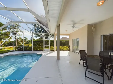 749 S Easy Street Sebastian FL 32958