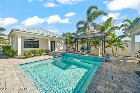 2021 S Orlando Avenue Cocoa Beach FL 32931
