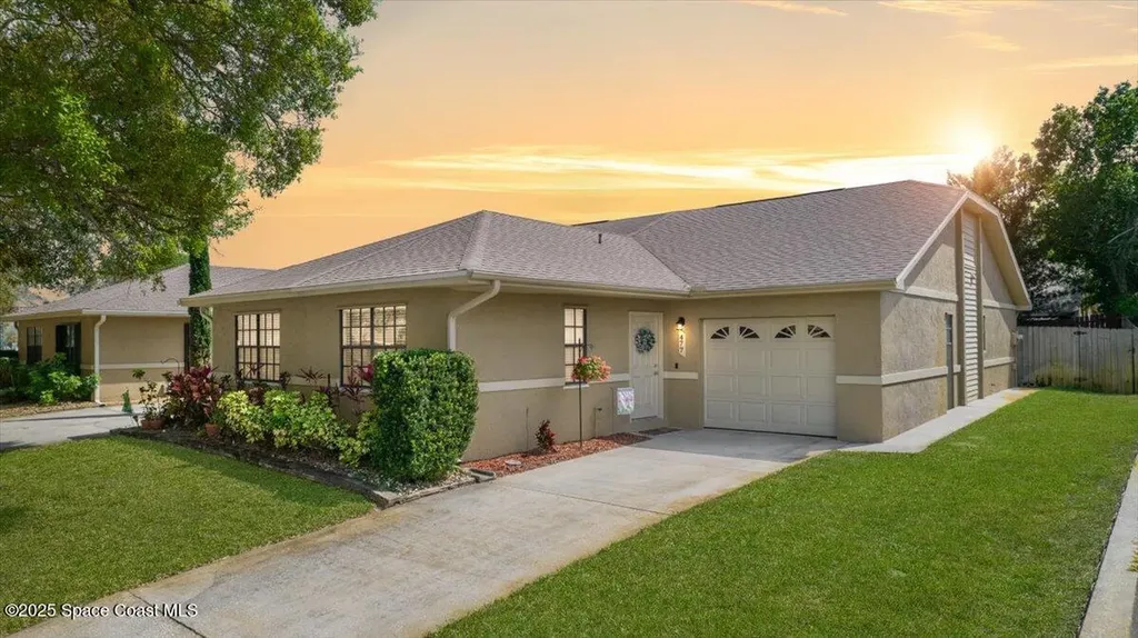 477 L M Davey Lane Titusville FL 32780