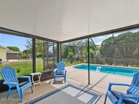 871 Foster Avenue Sebastian FL 32958