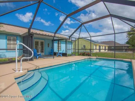 871 Foster Avenue Sebastian FL 32958