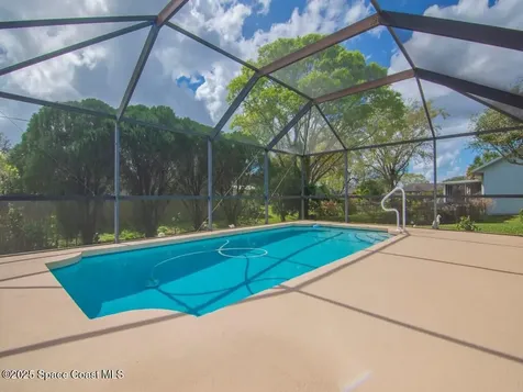 871 Foster Avenue Sebastian FL 32958
