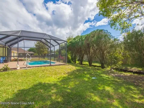 871 Foster Avenue Sebastian FL 32958