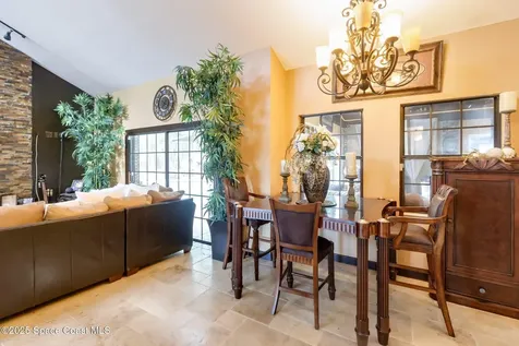 562 Lake Ashley Circle Melbourne FL 32904