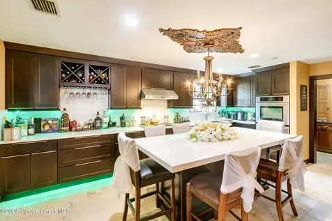 562 Lake Ashley Circle Melbourne FL 32904
