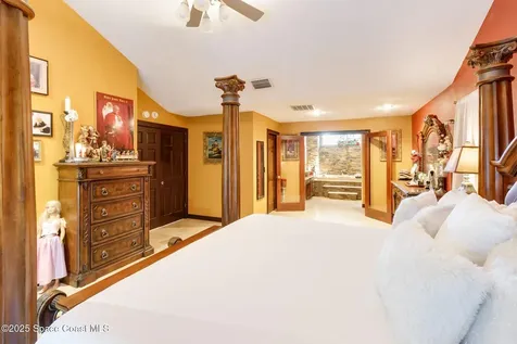 562 Lake Ashley Circle Melbourne FL 32904