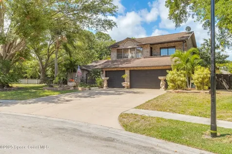 562 Lake Ashley Circle Melbourne FL 32904