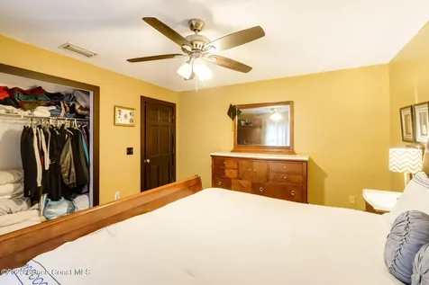 562 Lake Ashley Circle Melbourne FL 32904