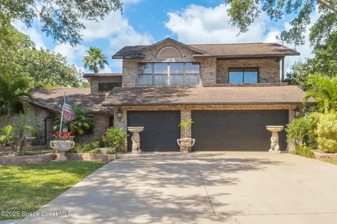562 Lake Ashley Circle Melbourne FL 32904