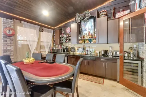 562 Lake Ashley Circle Melbourne FL 32904
