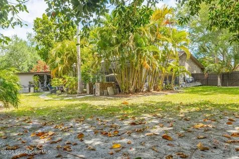 562 Lake Ashley Circle Melbourne FL 32904