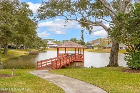 562 Lake Ashley Circle Melbourne FL 32904