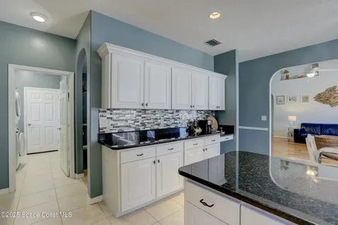 537 Ray Street Sebastian FL 32958