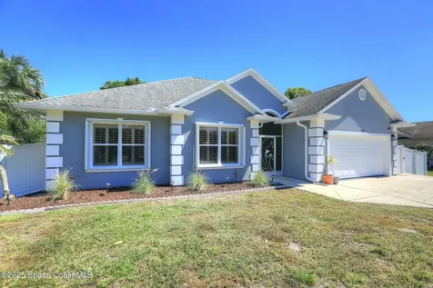 537 Ray Street Sebastian FL 32958