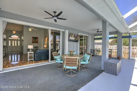 537 Ray Street Sebastian FL 32958