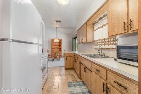 597 Tasco Avenue SW Palm Bay FL 32908