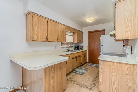 597 Tasco Avenue SW Palm Bay FL 32908