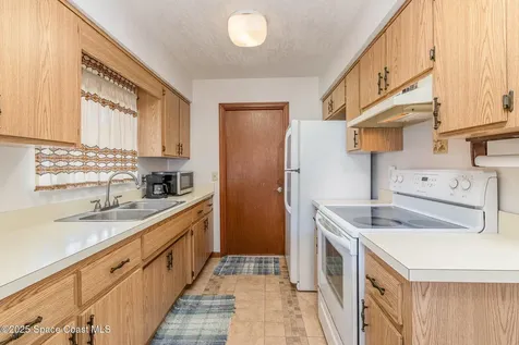 597 Tasco Avenue SW Palm Bay FL 32908