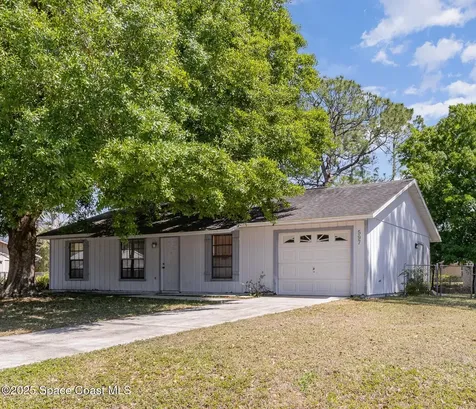 597 Tasco Avenue SW Palm Bay FL 32908