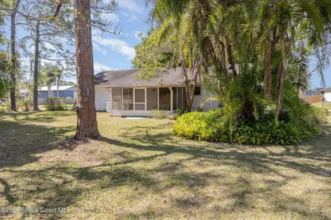 597 Tasco Avenue SW Palm Bay FL 32908