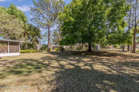 597 Tasco Avenue SW Palm Bay FL 32908