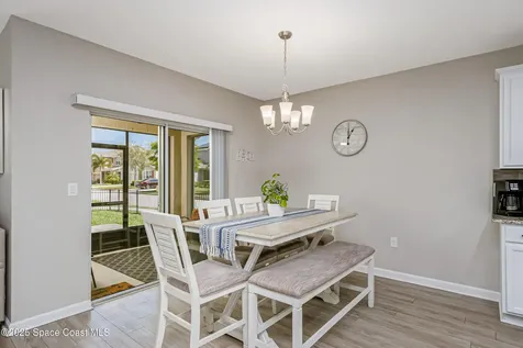 430 Great Falls Lane SW Palm Bay FL 32908