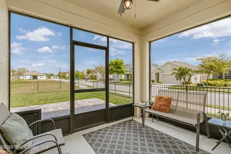 430 Great Falls Lane SW Palm Bay FL 32908