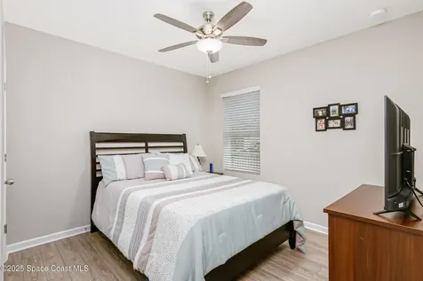 430 Great Falls Lane SW Palm Bay FL 32908
