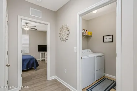 430 Great Falls Lane SW Palm Bay FL 32908
