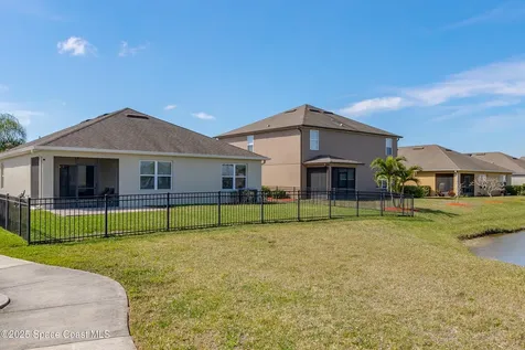430 Great Falls Lane SW Palm Bay FL 32908