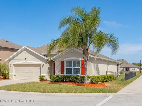 430 Great Falls Lane SW Palm Bay FL 32908