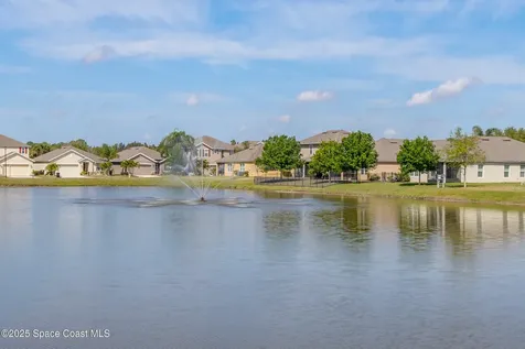 430 Great Falls Lane SW Palm Bay FL 32908