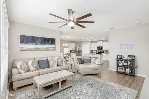 430 Great Falls Lane SW Palm Bay FL 32908
