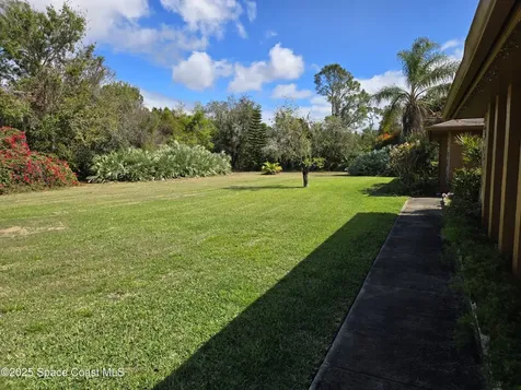 2001 Villa Espana Trail Melbourne FL 32935