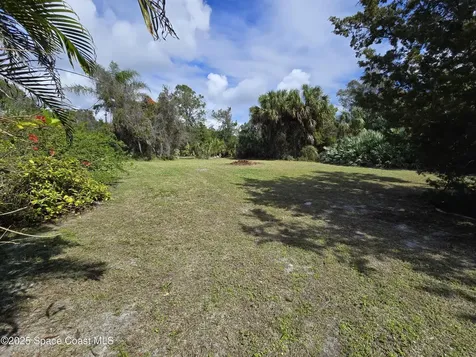 2001 Villa Espana Trail Melbourne FL 32935