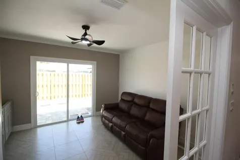 121 High Court Sebastian FL 32958