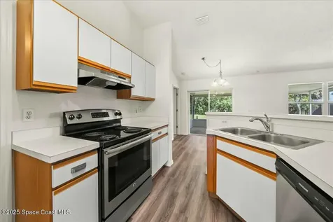 975 Castile Road SE Palm Bay FL 32909