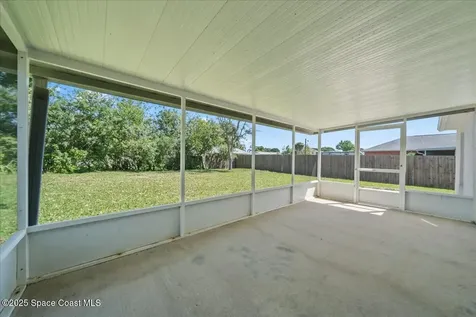 975 Castile Road SE Palm Bay FL 32909