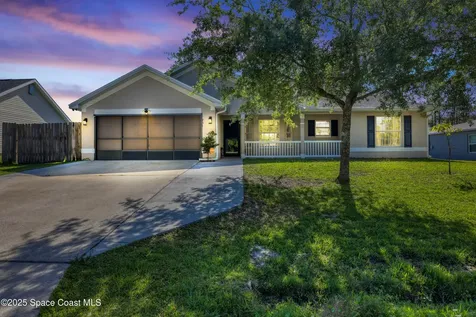 731 Daniels Avenue SW Palm Bay FL 32908