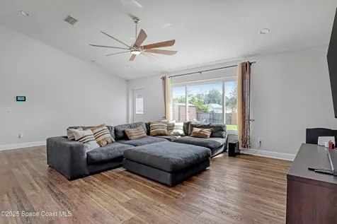 731 Daniels Avenue SW Palm Bay FL 32908
