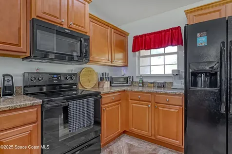 731 Daniels Avenue SW Palm Bay FL 32908