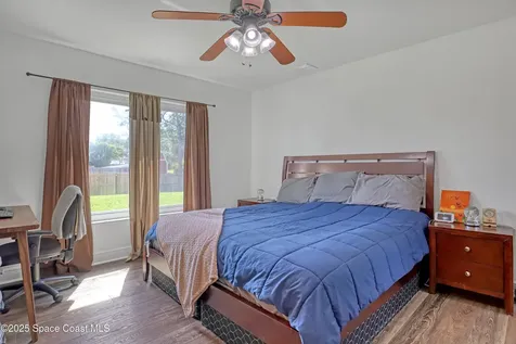 731 Daniels Avenue SW Palm Bay FL 32908