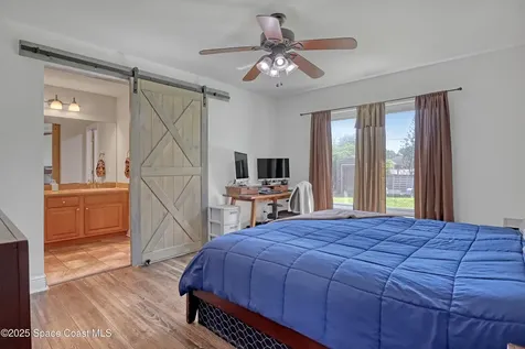 731 Daniels Avenue SW Palm Bay FL 32908