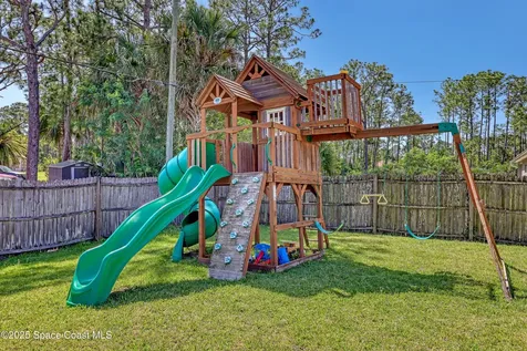 731 Daniels Avenue SW Palm Bay FL 32908